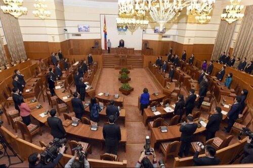 Танилц: УИХ-аар хэлэлцэх хуулийн төслүүд